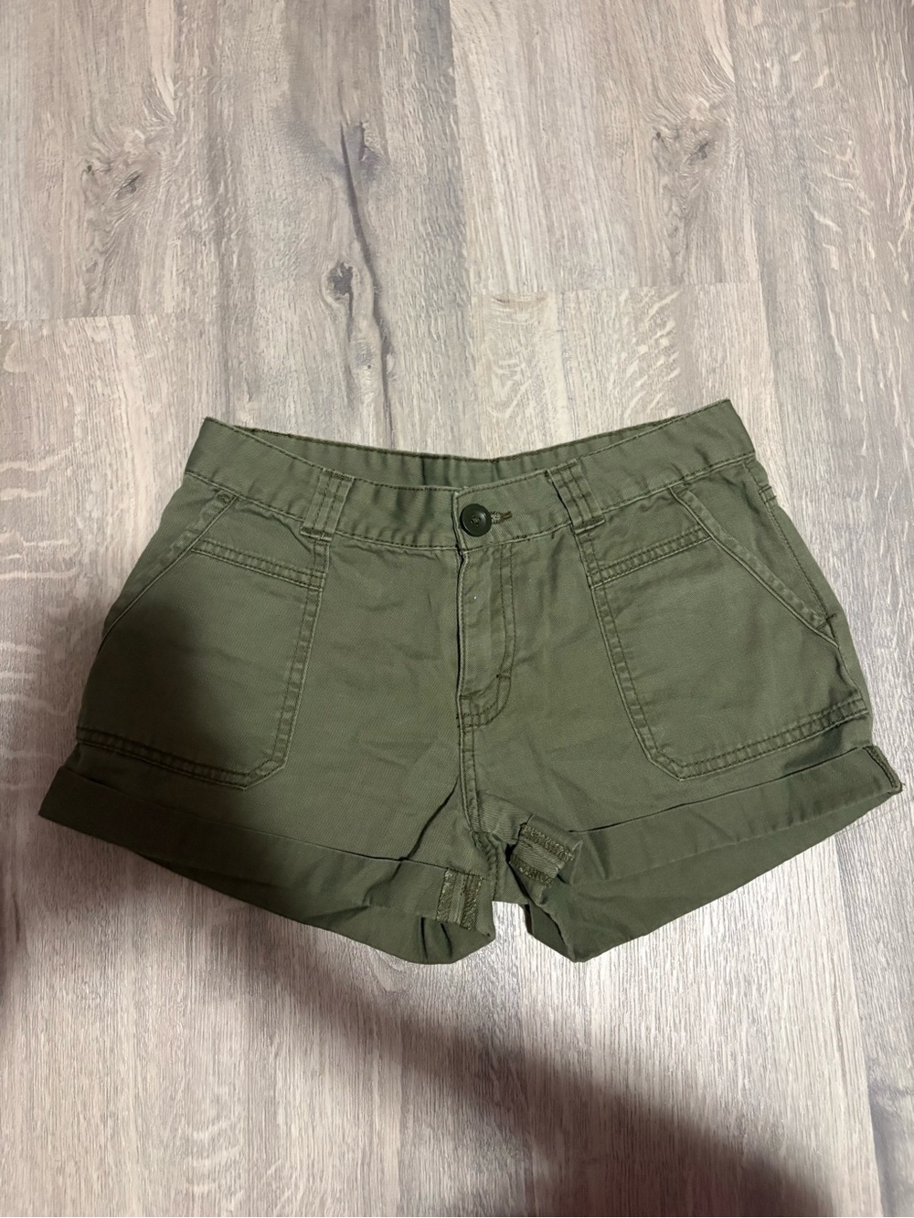 🎂3 for $25 BP Olive Green Utility Shorts size 3